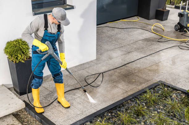 Best Concrete Pressure Washing  in Siesta Acres, TX