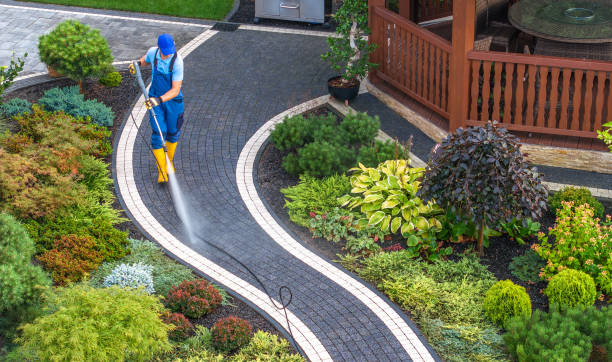 Best Deck Pressure Washing  in Siesta Acres, TX